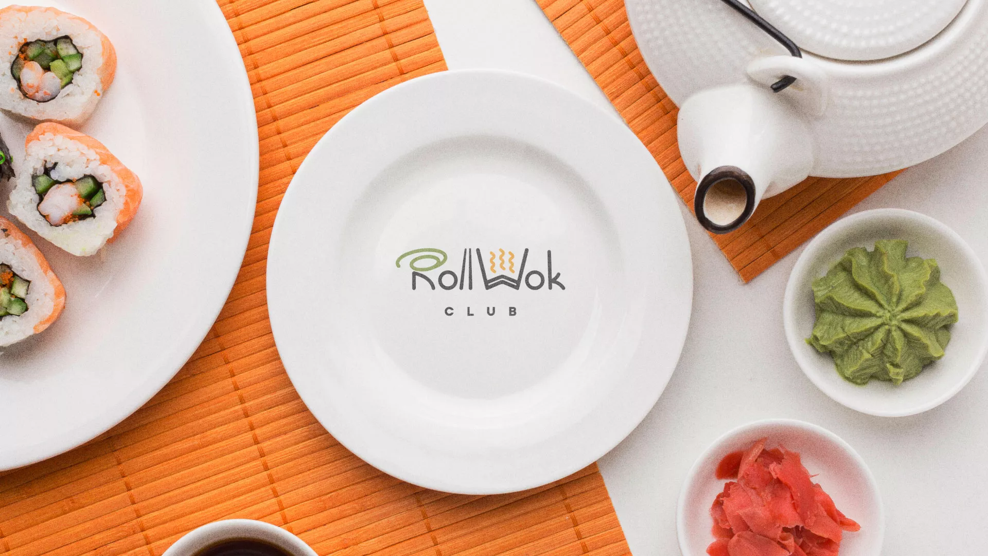 Разработка логотипа и фирменного стиля суши-бара «Roll Wok Club» в Ярославле